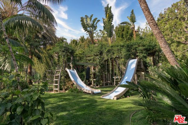 7059 Fernhill Drive, Malibu, CA 90265