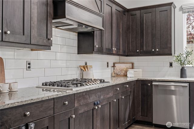 21113 46th Place W, Lynnwood, WA 98036