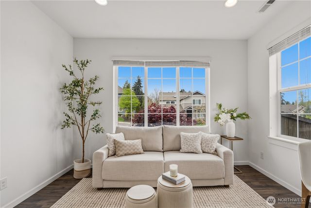 21113 46th Place W, Lynnwood, WA 98036