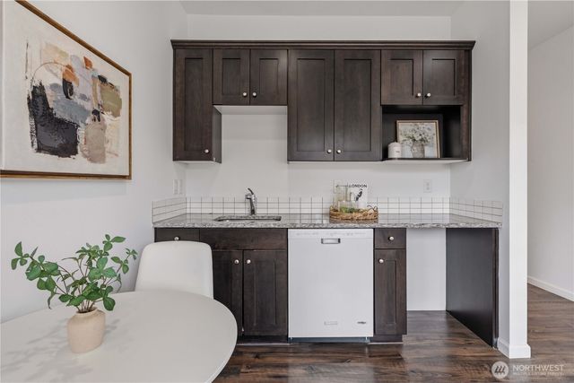 21113 46th Place W, Lynnwood, WA 98036
