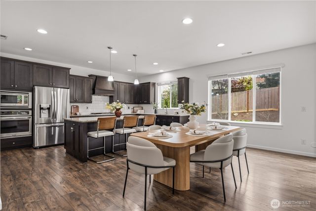 21113 46th Place W, Lynnwood, WA 98036