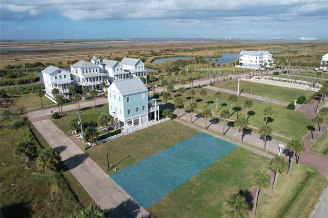625 Ramsar Road, Galveston, TX 77550