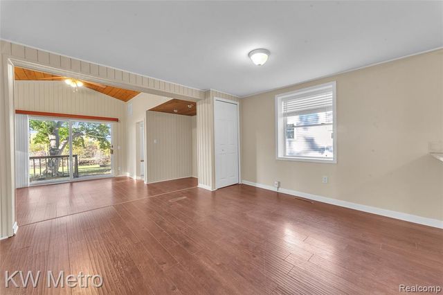 2416 Shawood Street, Novi, MI 48377