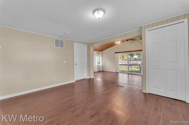 2416 Shawood Street, Novi, MI 48377