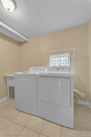 2416 Shawood Street, Novi, MI 48377