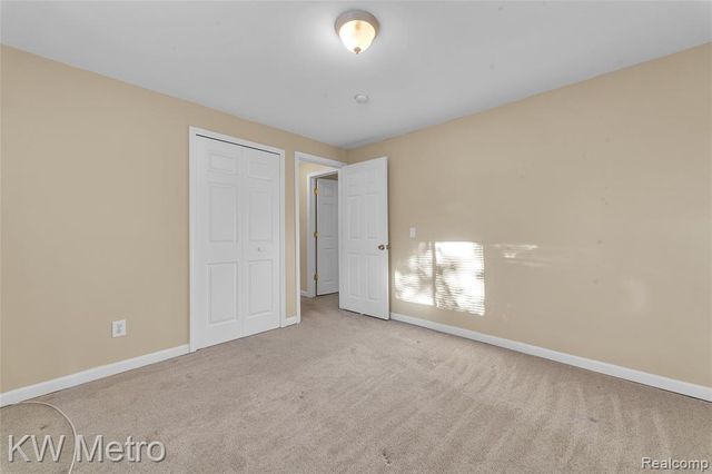 2416 Shawood Street, Novi, MI 48377