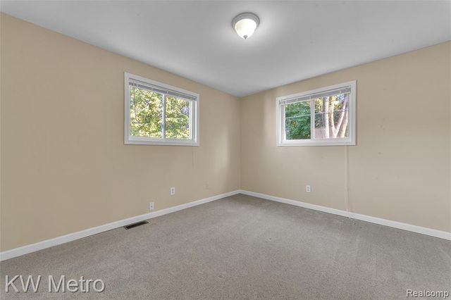 2416 Shawood Street, Novi, MI 48377