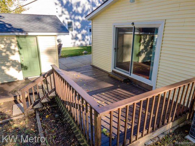 2416 Shawood Street, Novi, MI 48377