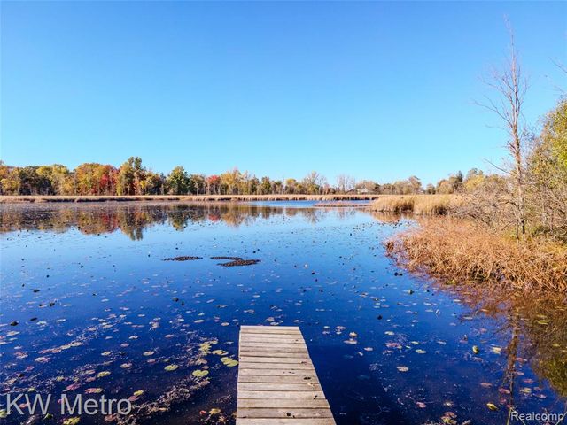 2416 Shawood Street, Novi, MI 48377