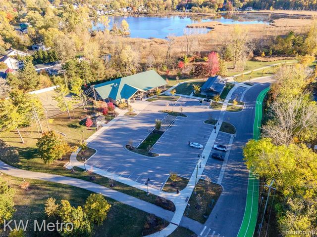 2416 Shawood Street, Novi, MI 48377