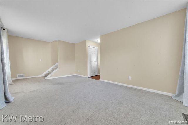 2416 Shawood Street, Novi, MI 48377