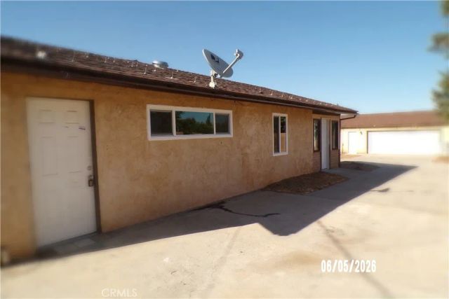 8309 Langdon, Hesperia, CA 92345