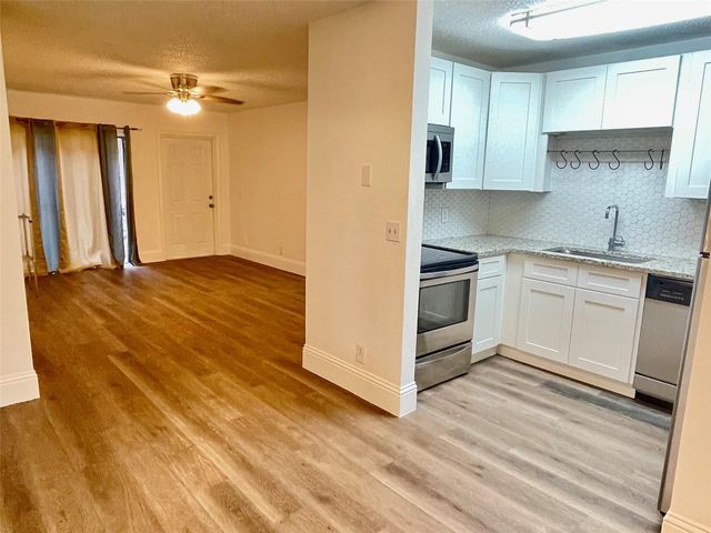 10874 Royal Palm Blvd 10874, Coral Springs, FL 33065