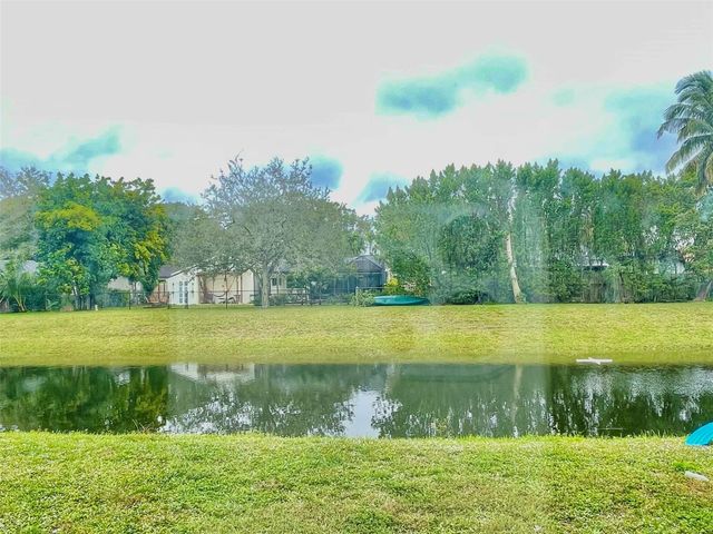 10874 Royal Palm Blvd 10874, Coral Springs, FL 33065