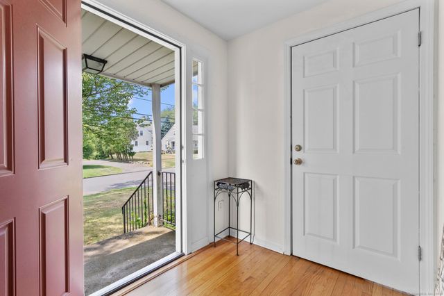 214 Country Road, Fairfield, CT 06824