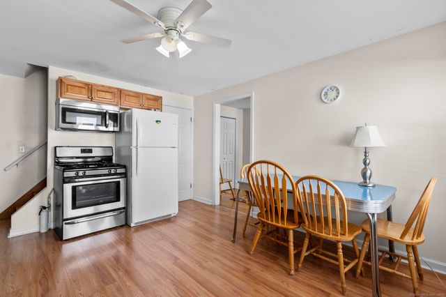 214 Country Road, Fairfield, CT 06824