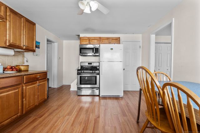 214 Country Road, Fairfield, CT 06824