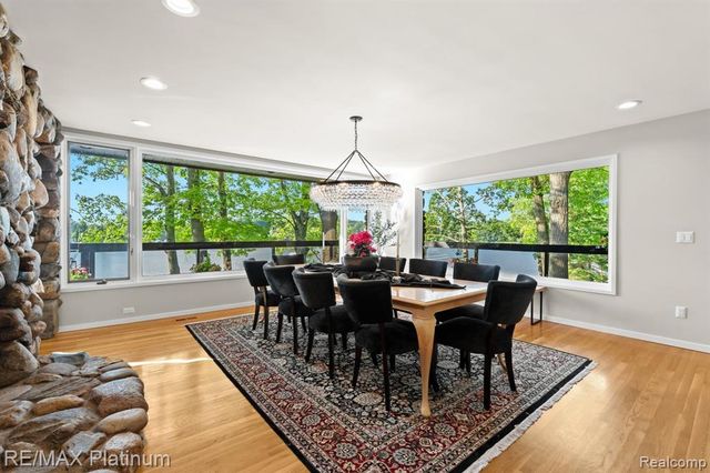 2095 Brighton Shores Trail, Howell, MI 48843