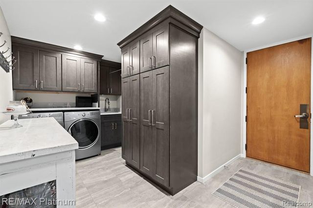 2095 Brighton Shores Trail, Howell, MI 48843