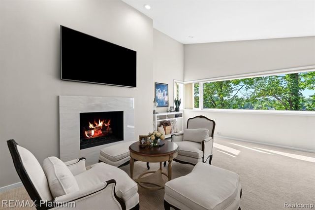 2095 Brighton Shores Trail, Howell, MI 48843