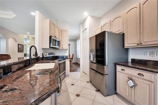 317 Harvard LN, Naples, FL 34104