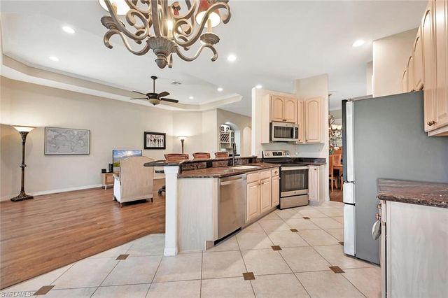 317 Harvard LN, Naples, FL 34104