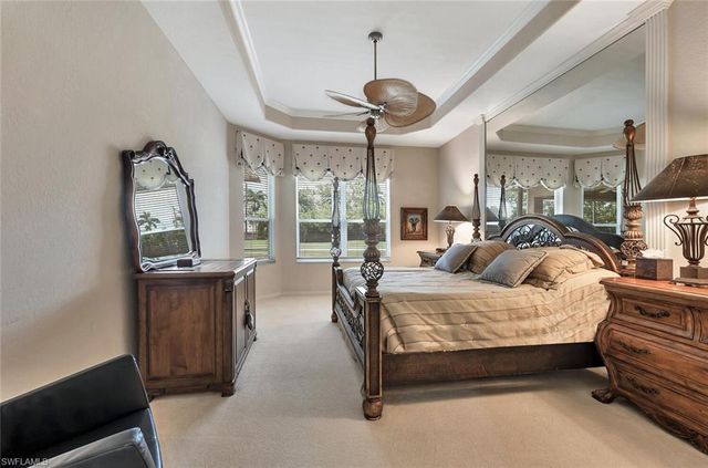 317 Harvard LN, Naples, FL 34104