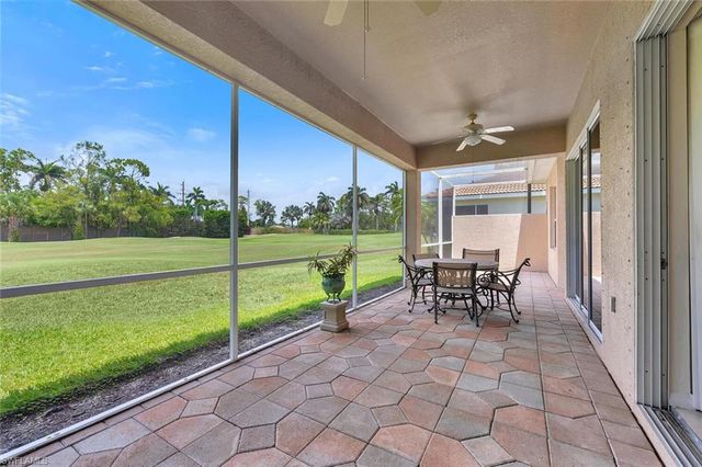 317 Harvard LN, Naples, FL 34104