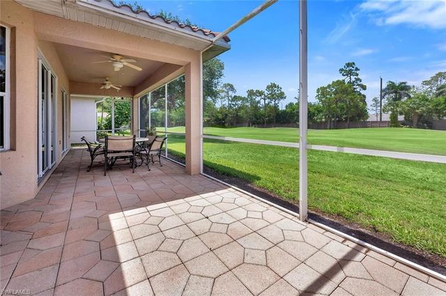 317 Harvard LN, Naples, FL 34104