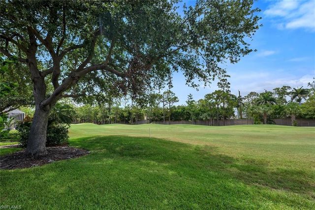 317 Harvard LN, Naples, FL 34104
