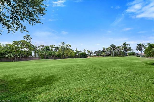 317 Harvard LN, Naples, FL 34104