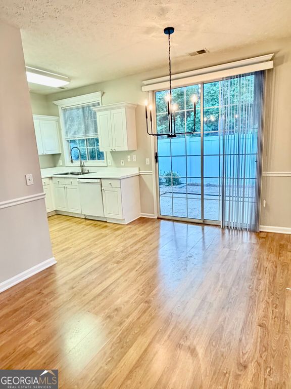 305 WINDCROFT Circle NW, Acworth, GA 30101 — photo 3