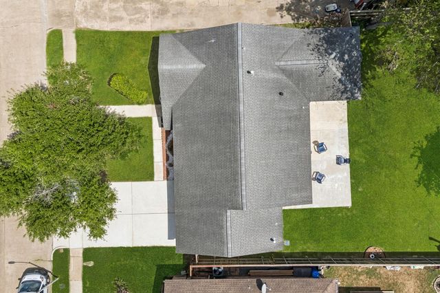 5811 Birchmont Drive, Houston, TX 77092