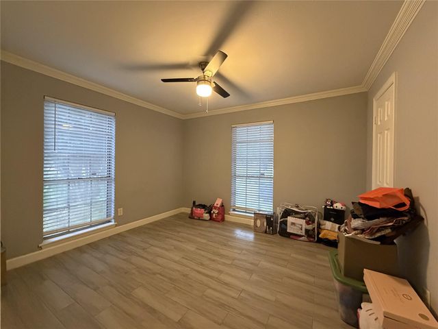 7703 Moonmist B, Houston, TX 77036