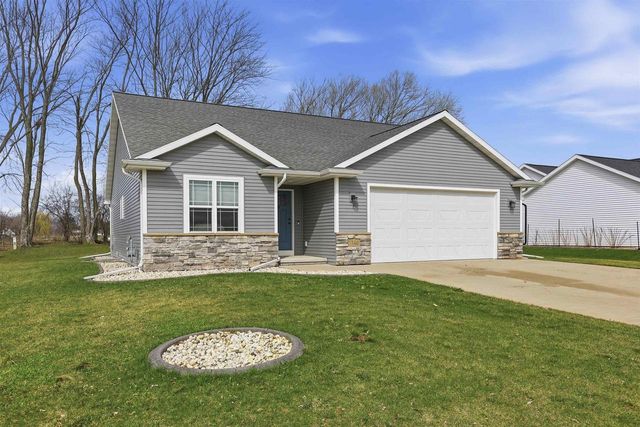 1146 LORI DRIVE, Neenah, WI 54956