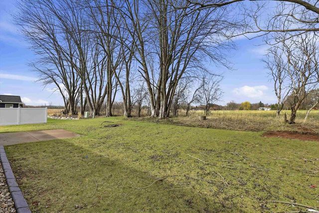 1146 LORI DRIVE, Neenah, WI 54956