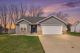 1146 LORI DRIVE, Neenah, WI 54956