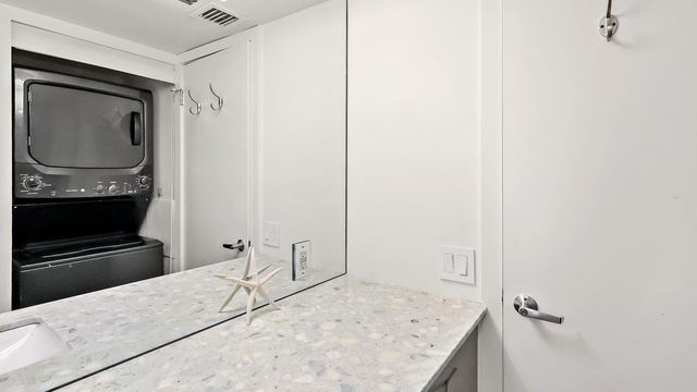 2700 N Highway A1a None 207, Fort Pierce, FL 34949