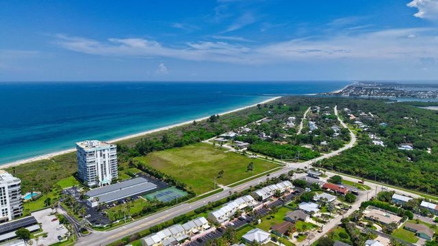 2700 N Highway A1a None 207, Fort Pierce, FL 34949