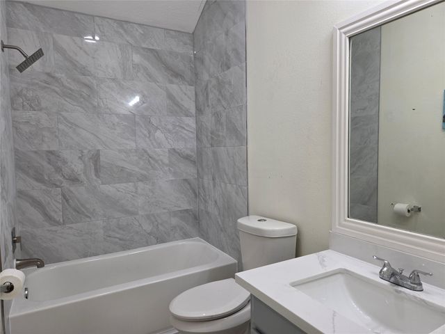 6534 Briar Moss Lane, Katy, TX 77449