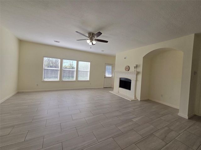 6534 Briar Moss Lane, Katy, TX 77449