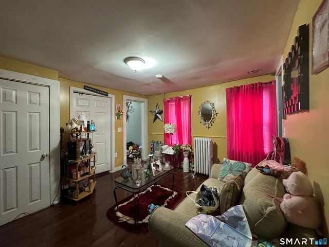 35 Loomis Street, Hartford, CT 06120