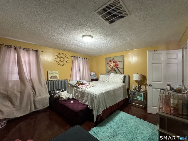 35 Loomis Street, Hartford, CT 06120