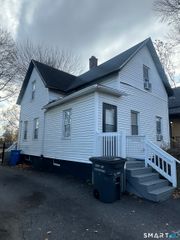 35 Loomis Street, Hartford, CT 06120