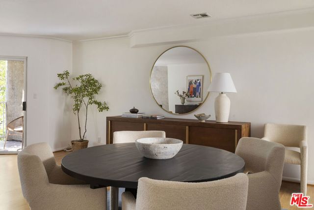 4003 Sunset Drive 8, Los Angeles, CA 90027