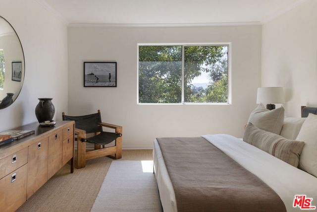 4003 Sunset Drive 8, Los Angeles, CA 90027