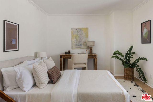 4003 Sunset Drive 8, Los Angeles, CA 90027