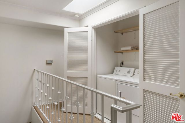 4003 Sunset Drive 8, Los Angeles, CA 90027
