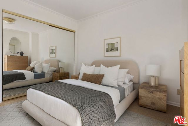 4003 Sunset Drive 8, Los Angeles, CA 90027