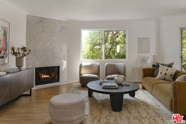 4003 Sunset Drive 8, Los Angeles, CA 90027
